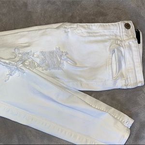 White Hollister jeans